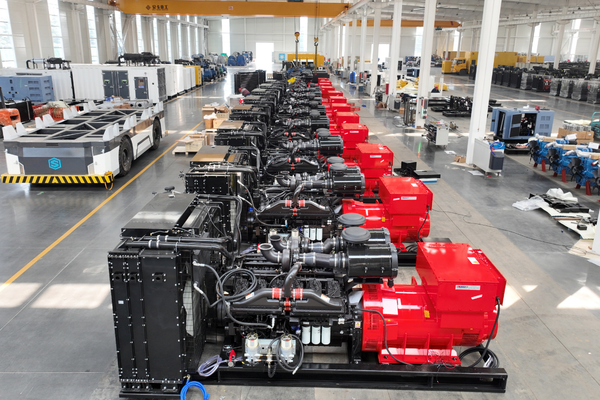 Diesel generator set with open canopy